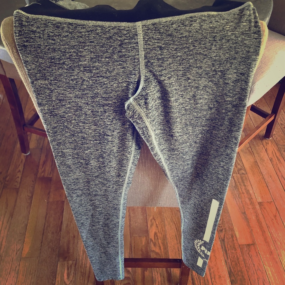 PINK Victoria’s Secret Yoga Pants